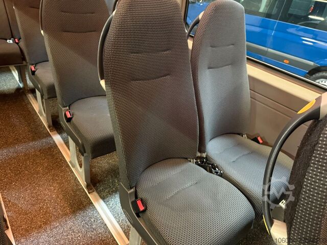 Minibus MERCEDES-BENZ Sprinter 516 Transfer 45 Evobus Klima STHZ 19+1