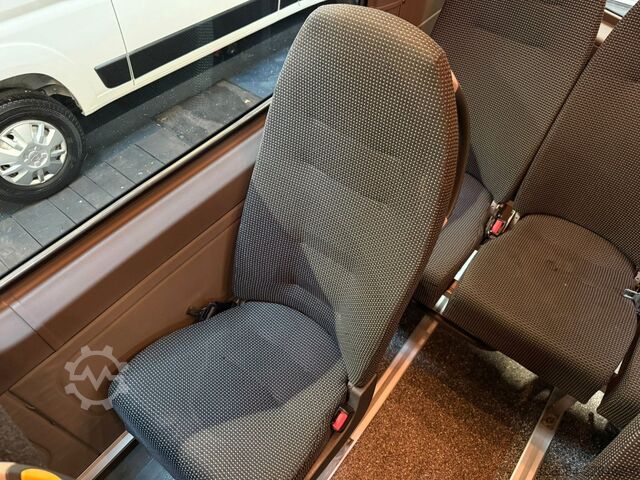 Minibus MERCEDES-BENZ Sprinter 516 Transfer 45 Evobus Klima STHZ 19+1