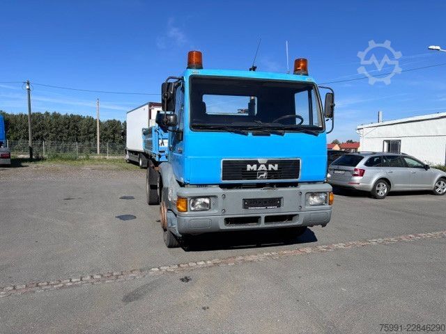 Three-sided tipper truck MAN Dreiseitenkipper MAN 18.224 Meiller DSK