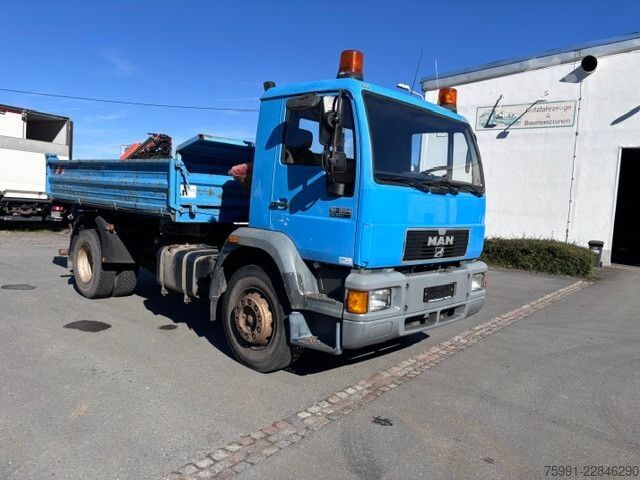 Three-sided tipper truck MAN Dreiseitenkipper MAN 18.224 Meiller DSK