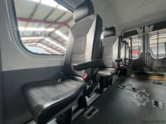 Kleinbus MERCEDES-BENZ Sprinter 313 BlueTEC 9 Sitze+Lift ENGINE BROKEN