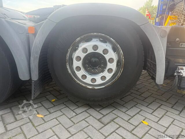 Standard-SZM MAN TGX | Lifting axle | Steering axles | Retarder ...