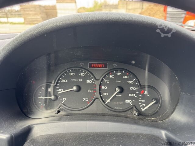 Citroen Berlingo 1.6HDI Kastenwagen Combo 2007, TÜV bis 3/2027 CITROËN Berlingo 1.6HDI Bestelwagen Combo 2007 APK 3-2027