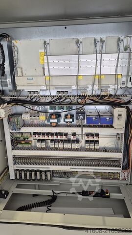 Bed Type Milling Machine - Universal KIHEUNG U 1350