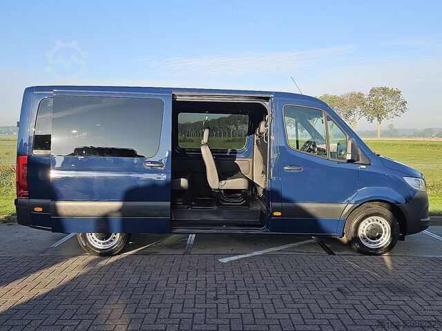 Passenger transportation MERCEDES-BENZ SPRINTER 314 L2H1 9 Persoons AC