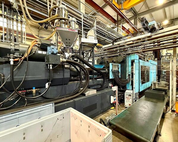 Injection molding machine DEMAG System 1500/1500-16000
