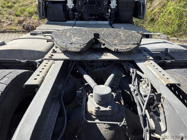 Standard tractor unit DAF XF 460 Standard + Krone Gardine Coiler Standard