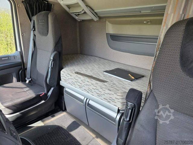 Standard tractor unit DAF XF 460 Standard + Krone Gardine Coiler Standard