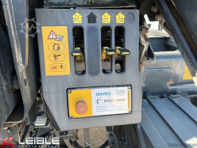 Dreiseitenkipper LKW MERCEDES-BENZ Arocs 1832 Kipper+ Kran Palfinger PK9501*205TKM*