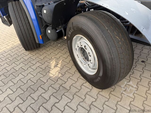 Truck chassis MERCEDES-BENZ Arocs 5 MB 3248 LK 8x4/4 1Bett Heizung Klima AHK