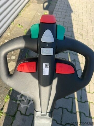 Electric Pallet Truck Noblelift PT20L-Li