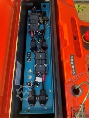 Electric Pallet Truck Noblelift PT20L-Li