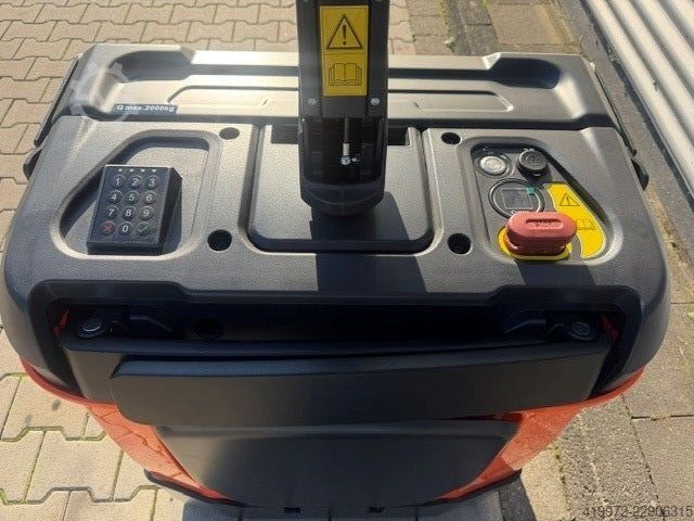 Electric Pallet Truck Noblelift PT20Li