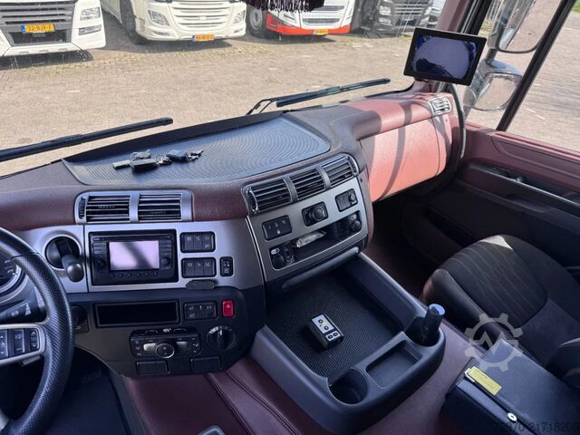 Car carrier van DAF CF 450 4X2 TIJHOF COMBI 2022  LIER