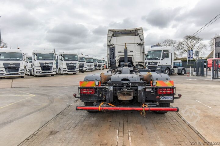 Hook arm system MAN TGS 26.460 BL-6x4H