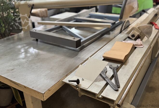 Sliding table saw MAKA CA400