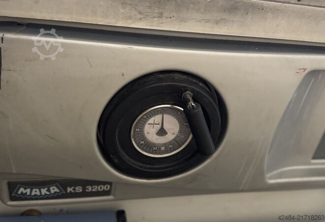 Sliding table saw MAKA CA400