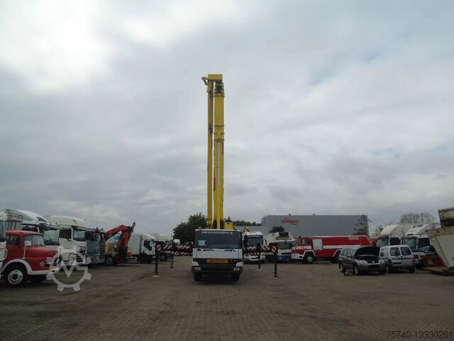 Lifting platform Mercedes-Benz Actros 4148 + 84 meters + 10x4