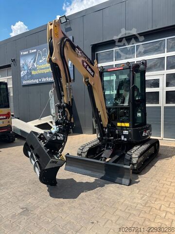 Mini excavator BOBCAT E 27  - Exclusive Edition 1of1
