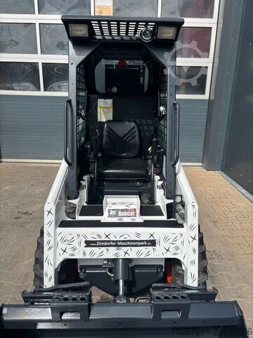Wheel loader BOBCAT S 70   Kompaktlader - Edition