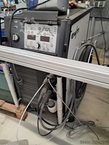 Schweißroboter KUKA KR C4 compact