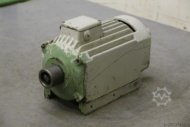 Electric motor 1.3 kW 2800 Rpm Maka B130 80/2