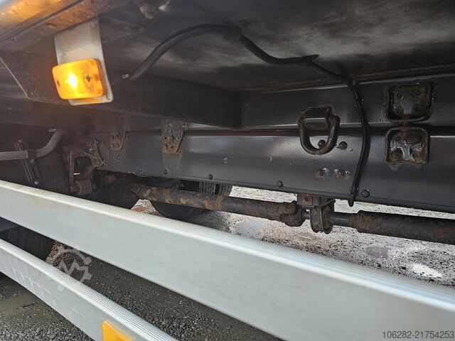 Box truck Volvo FL 240 4x2 16tons Seitentüren Koff