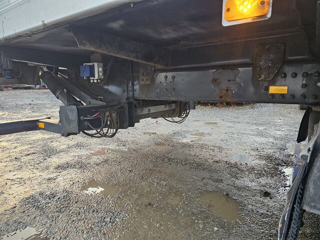 Box truck Volvo FL 240 4x2 16tons Seitentüren Koff