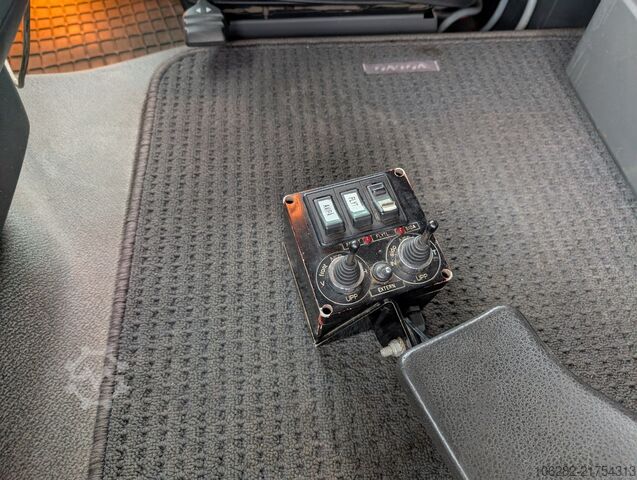 Roll-off tipper truck Volvo FH500 6x4 JOAB Cameleont Luft/Luft