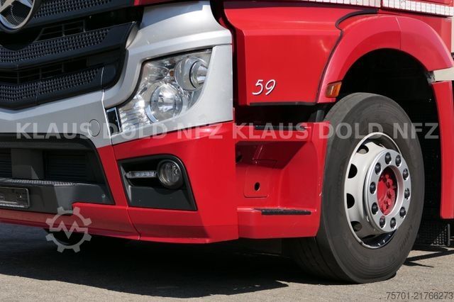 Box truck MERCEDES-BENZ Actros 1842 Koffer Vollluft LBW Kamera