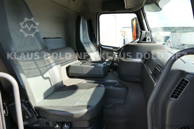 Box truck VOLVO FM 9-260 Koffer Kamera LBW
