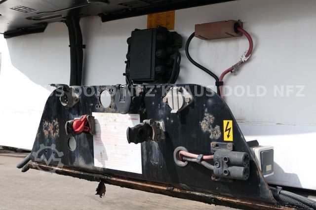 Reefer semitrailer LAMBERET LVFS3 Kühlkoffer Thermo-King SAF-Achsen LBW