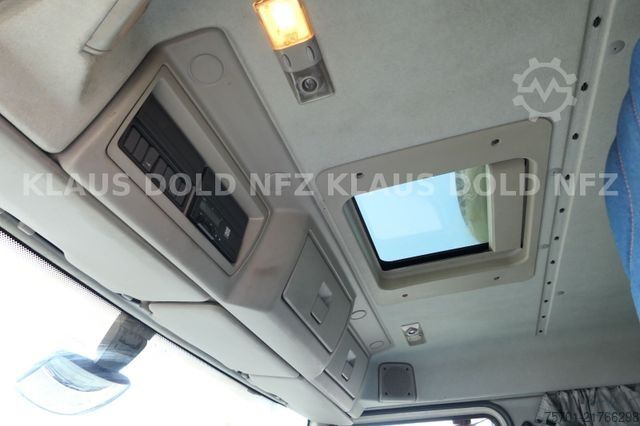 Box truck VOLVO FE 300 Koffer XL-Tank LBW Euro 5