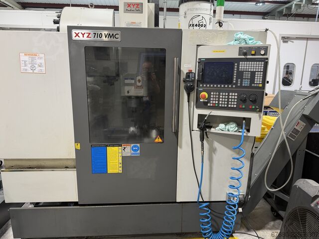 Vertical machining center XYZ Machine Tools 710