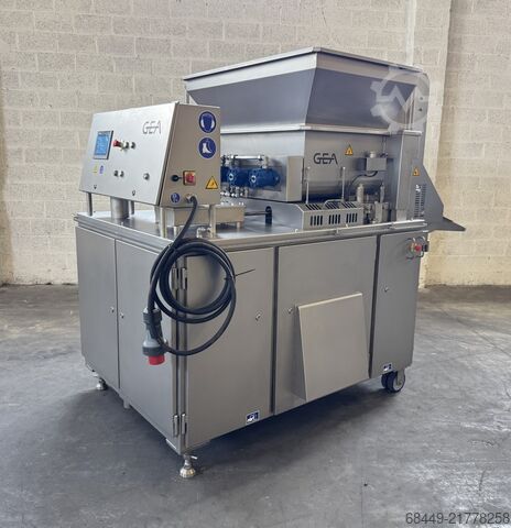 Former Type VM 900 (Koppens) GEA-CFS Vormmachine, Type VM 900 (Koppens)