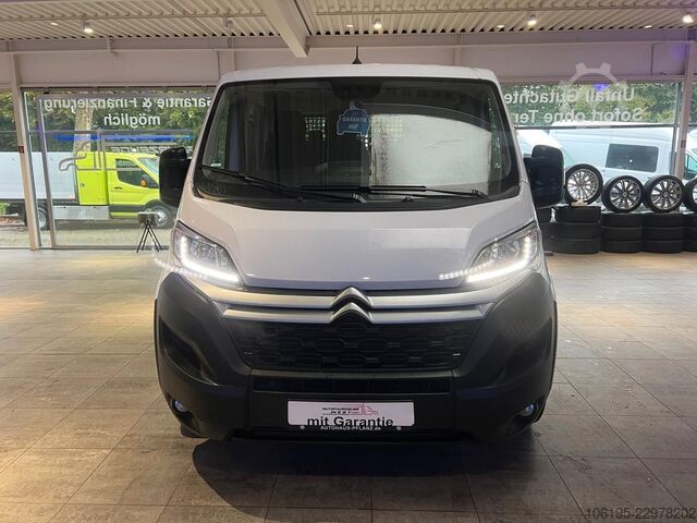 Pick-up van Citroën Jumper Doka Pritsche 7-Sitzer*AHK*Garantie