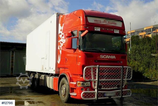 Scania R480 6x2 box truck