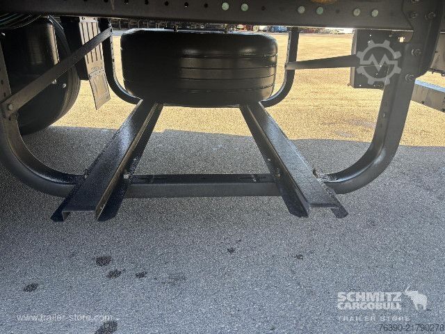 Reefer semitrailer Schmitz Cargobull Semitrailer Reefer Standard divu klāju
