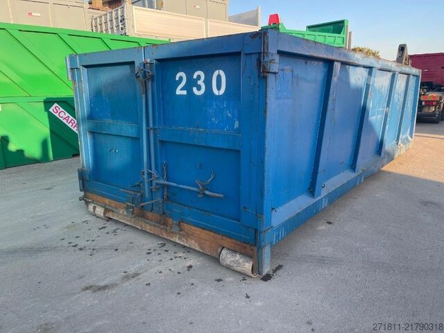 Roll-off container  CONTAINER SCARRABILE USATO A CIELO APERTO