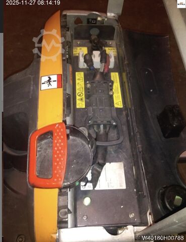 Electric Pallet Trucks Still EXU 16 LI-Ion