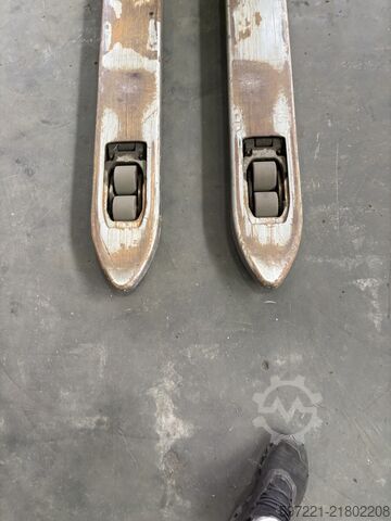 Pallet Stackers Still EXD 18L Li-lon