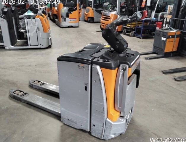 Electric Pallet Trucks Still EXH-SF20