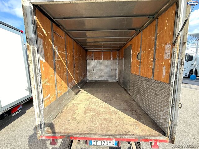 Box van Isuzu P 35.04