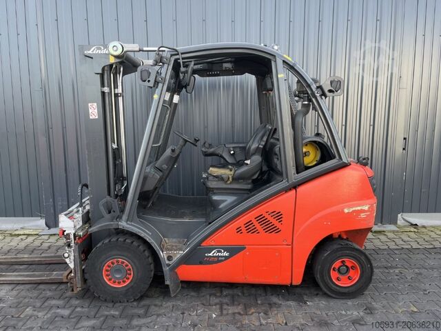 LPG Forklifts Linde H25T-02