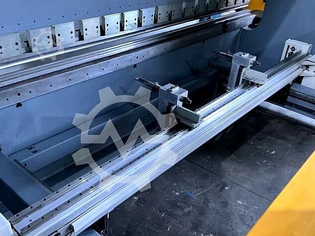 Abkantpresse HACO ERM 43250