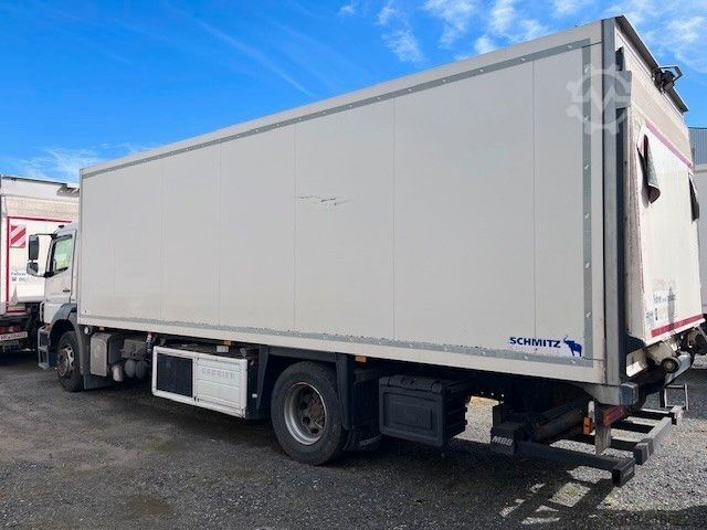Refrigerated truck MERCEDES-BENZ Axor 1824 Koffer 7,90 m LBW Klima 4 x vorhanden