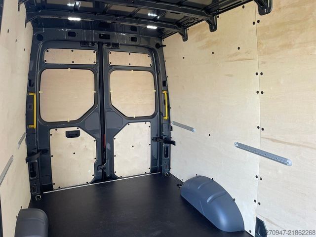 High top van MAN TGE 3.200 L3H3 Kasten 4x4 AHK NAVI PDC KLIMA