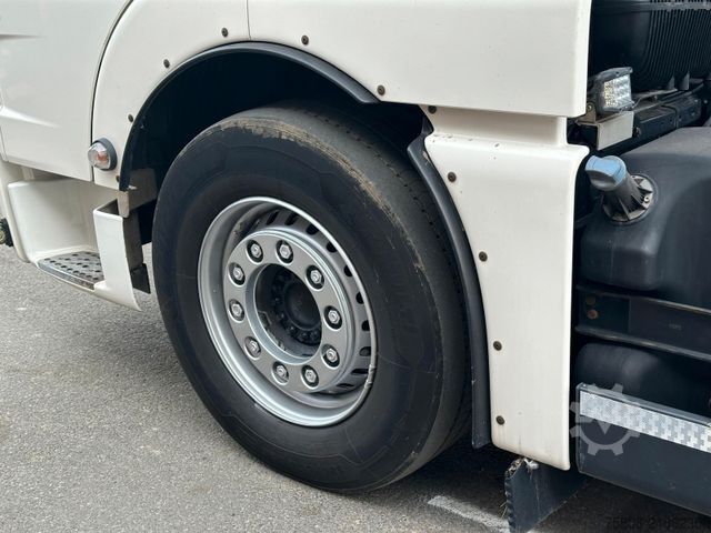 Swap body truck MAN TGX 26.460 XLX BDF Multi 2 Tanks Intarder ACC
