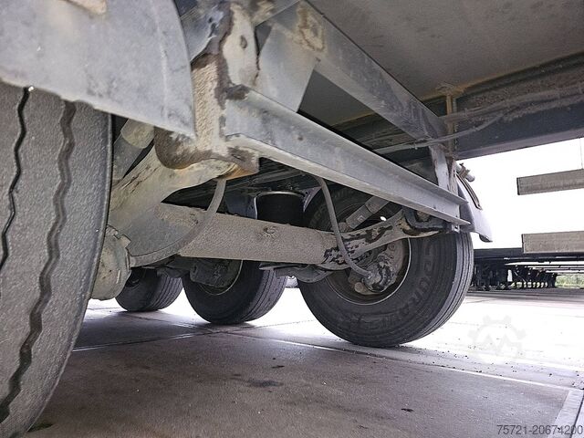 Refrigerated/frozen transport RENDERS Thermoking SL 200e