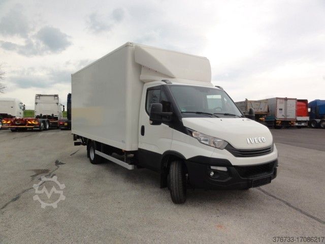 Transporter mit Koffer IVECO Daily 70C18 E6 manuell LBW